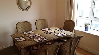 Charlemont Holiday Apartment