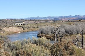 Sevier River Retreat