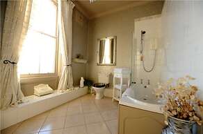 Yann's at Glenearn House