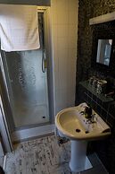 Yann's at Glenearn House