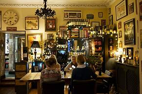 Yann's at Glenearn House