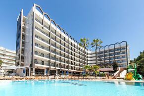 Golden Avenida Family Suites