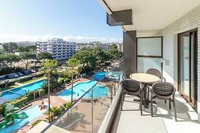 Golden Avenida Family Suites