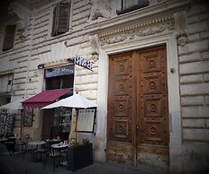 B&B 2 Passi Al Colosseo