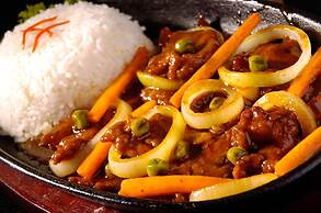 Green Tropical Village Hotel & Resort