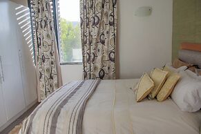 Azuri Apartment with Beach, Pools, Gym, Restaurants, Spa, Boats, kids 