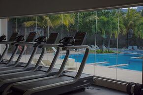 Azuri Apartment with Beach, Pools, Gym, Restaurants, Spa, Boats, kids 