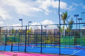 Azuri Apartment with Beach, Pools, Gym, Restaurants, Spa, Boats, kids 