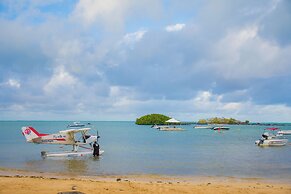 Azuri Apartment with Beach, Pools, Gym, Restaurants, Spa, Boats, kids 