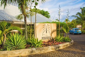 Azuri Apartment with Beach, Pools, Gym, Restaurants, Spa, Boats, kids 