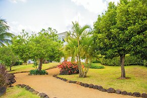 Azuri Apartment with Beach, Pools, Gym, Restaurants, Spa, Boats, kids 