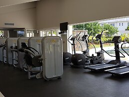 Azuri Apartment with Beach, Pools, Gym, Restaurants, Spa, Boats, kids 