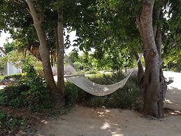 Azuri Apartment with Beach, Pools, Gym, Restaurants, Spa, Boats, kids 