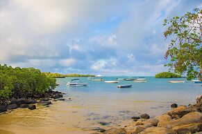 Azuri Apartment with Beach, Pools, Gym, Restaurants, Spa, Boats, kids 