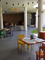 Azuri Apartment with Beach, Pools, Gym, Restaurants, Spa, Boats, kids 