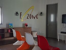 Azuri Apartment with Beach, Pools, Gym, Restaurants, Spa, Boats, kids 
