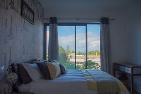 Azuri Apartment with Beach, Pools, Gym, Restaurants, Spa, Boats, kids 