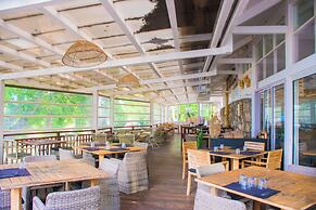 Azuri Apartment with Beach, Pools, Gym, Restaurants, Spa, Boats, kids 