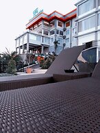 Hotel Santika Luwuk - Sulawesi Tengah