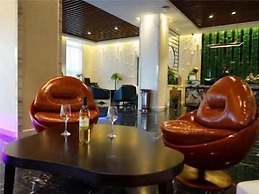 Metropolo Jinshanzui Village Hotel