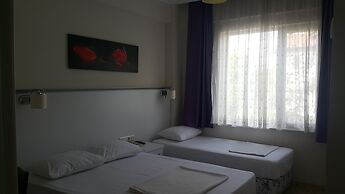 Cicek Otel & Apartments