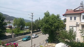 Cicek Otel & Apartments