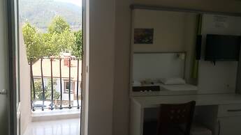 Cicek Otel & Apartments