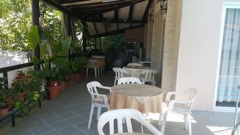 Cicek Otel & Apartments