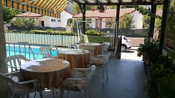 Cicek Otel & Apartments