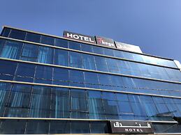 7Boys Hotel