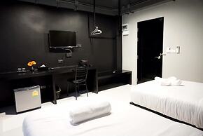 B-Black Hotel Chonburi