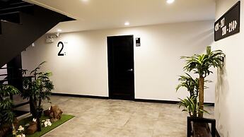 B-Black Hotel Chonburi