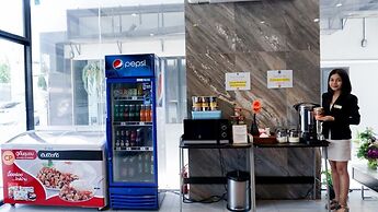 B-Black Hotel Chonburi