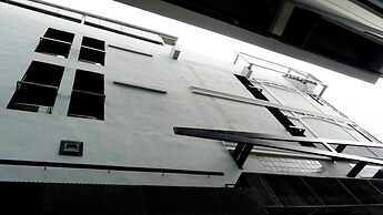 B-Black Hotel Chonburi