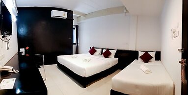 B-Black Hotel Chonburi