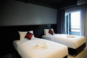 B-Black Hotel Chonburi
