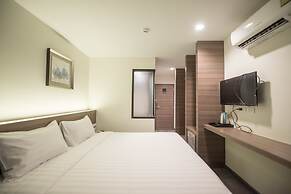 Sovereign Group Hotel