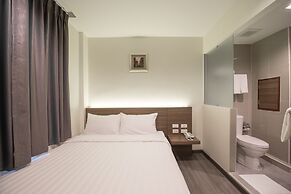 Sovereign Group Hotel