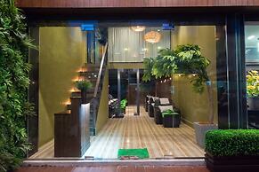 Sovereign Group Hotel