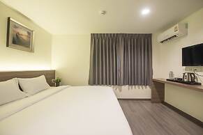 Sovereign Group Hotel