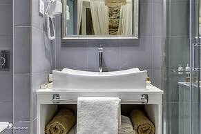 1844 Suites Syros