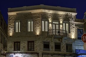 1844 Suites Syros