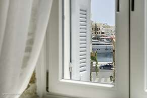 1844 Suites Syros