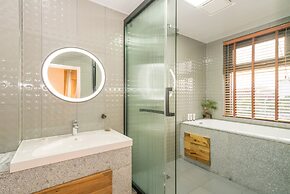 Zen Tea House Seven Stars Park