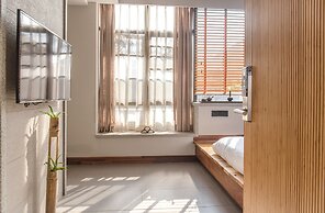 Zen Tea House Seven Stars Park