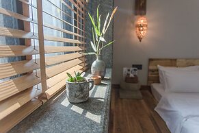 Zen Tea House Seven Stars Park