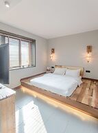 Zen Tea House Seven Stars Park