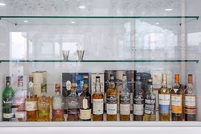 Art & Wine Boutique Hotel