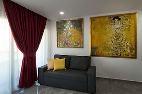 Art & Wine Boutique Hotel