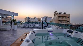 Art & Wine Boutique Hotel